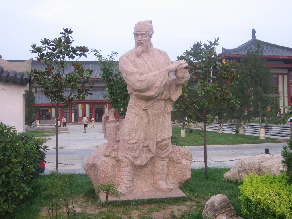 A statue of Lu Yu, emblematic author of The Classic of Tea and early boiled-tea culture